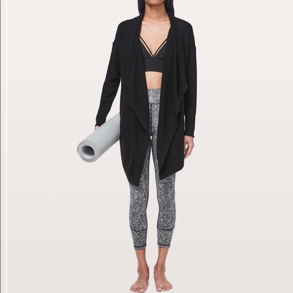 *RARE* Lululemon In Movement Tight 25" *Everlux - Picture 3 of 10